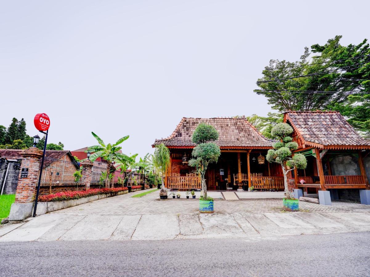 Super Oyo Collection O 90265 Cempoko Mulyo Homestay Syariah Tugu ภายนอก รูปภาพ