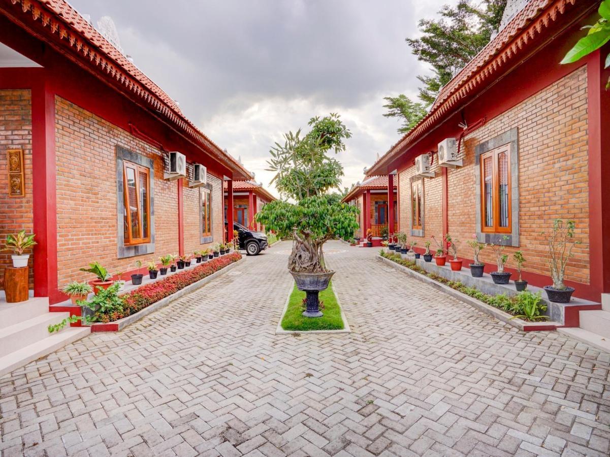 Super Oyo Collection O 90265 Cempoko Mulyo Homestay Syariah Tugu ภายนอก รูปภาพ