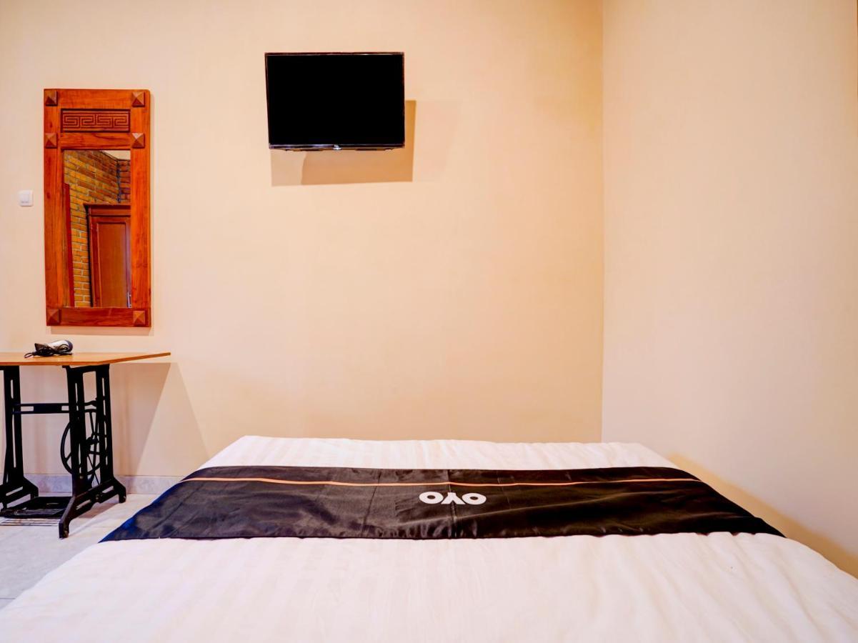 Super Oyo Collection O 90265 Cempoko Mulyo Homestay Syariah Tugu ภายนอก รูปภาพ