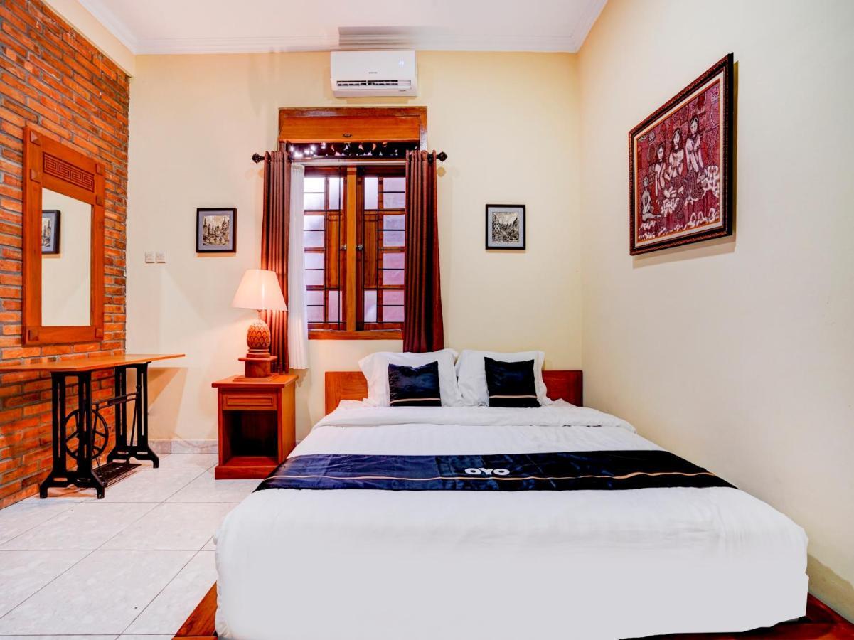 Super Oyo Collection O 90265 Cempoko Mulyo Homestay Syariah Tugu ภายนอก รูปภาพ